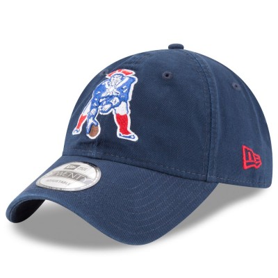 Men's New England Patriots New Era Navy Historic Logo Core Classic 9TWENTY Adjustable Hat 2786181